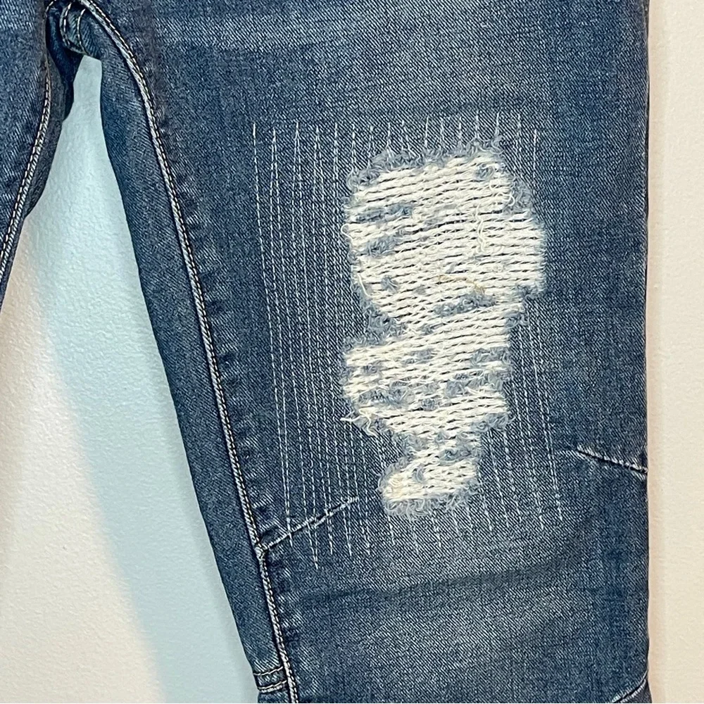 Free People Blue Cropped Distressed Jeans - Picture 2 of 7